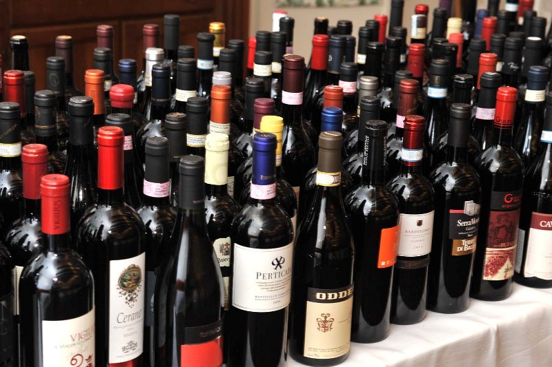alcune delle bottiglie in degustazione alla cena di gala Vinibuonid'Italia luglio 2013 a Buttrio 