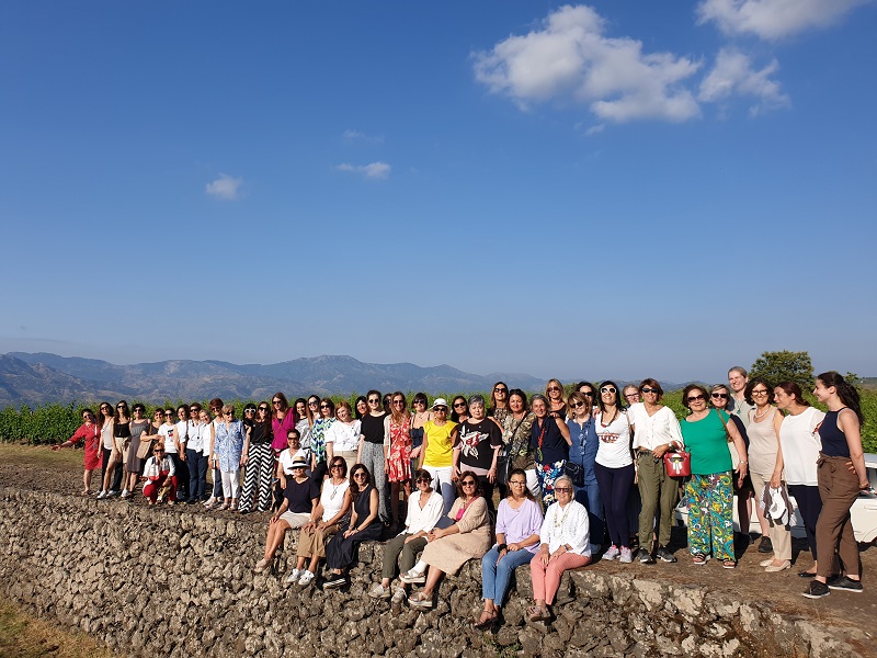 Donne del Vino ai piedi dell'Etna
