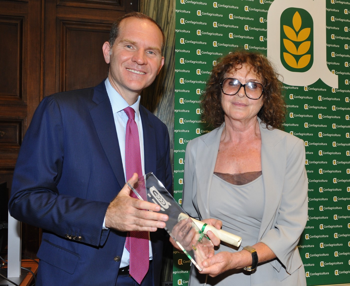 Massimiliano Giansanti premia Mirella Della Valle