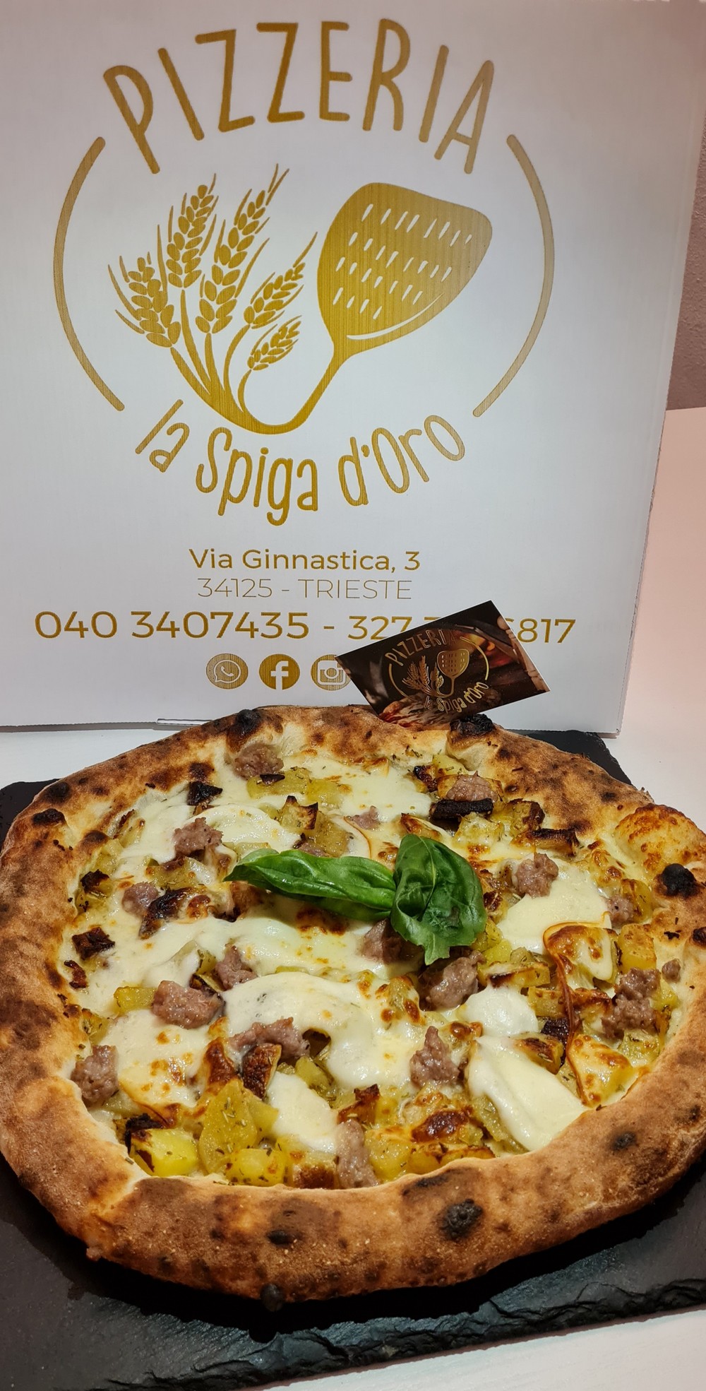 pizzeria la spiga d'oro pizza in bianco