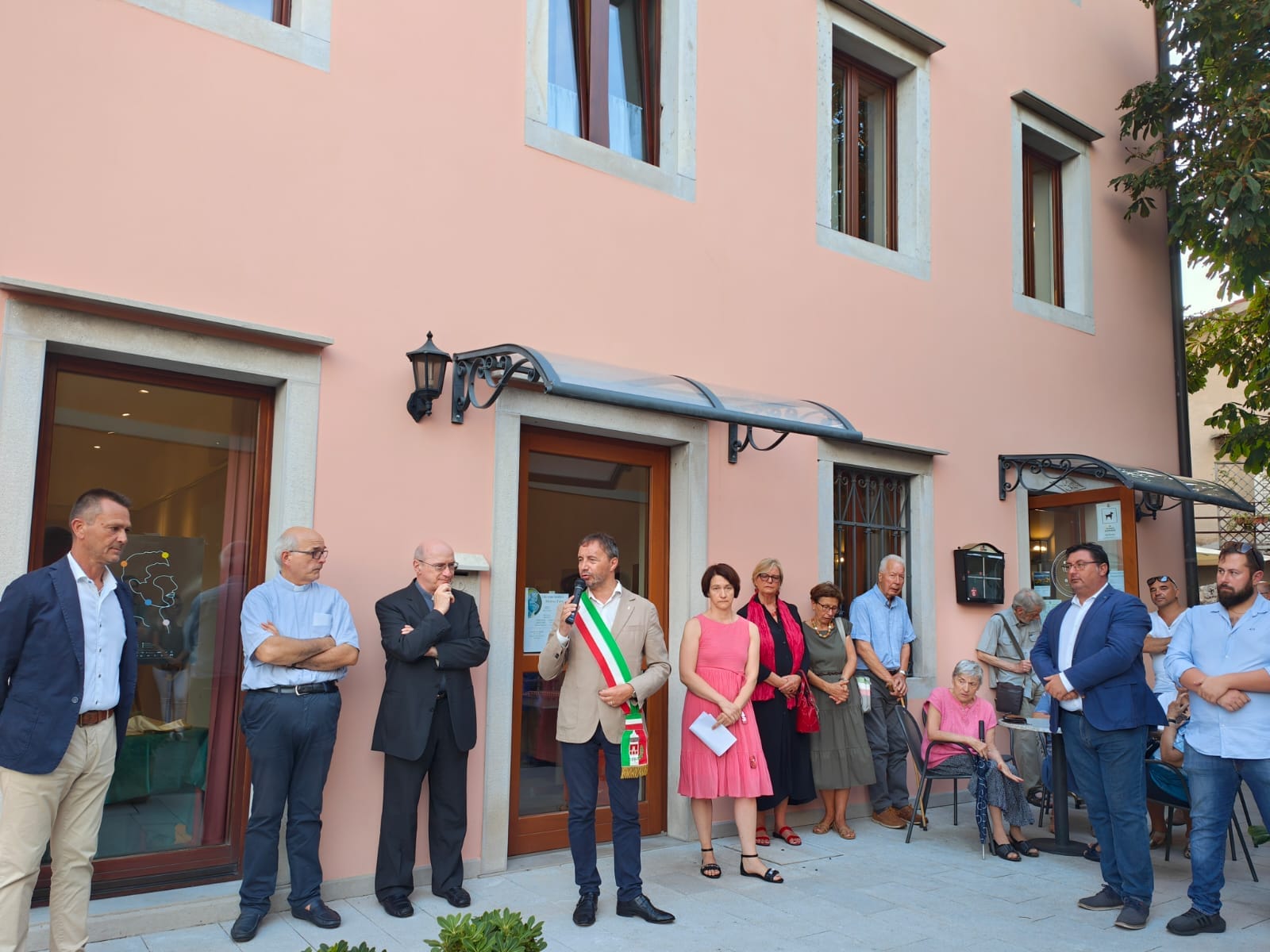 Un momento dell'inaugurazione dei festeggiamenti in onore del patrono San Rocco