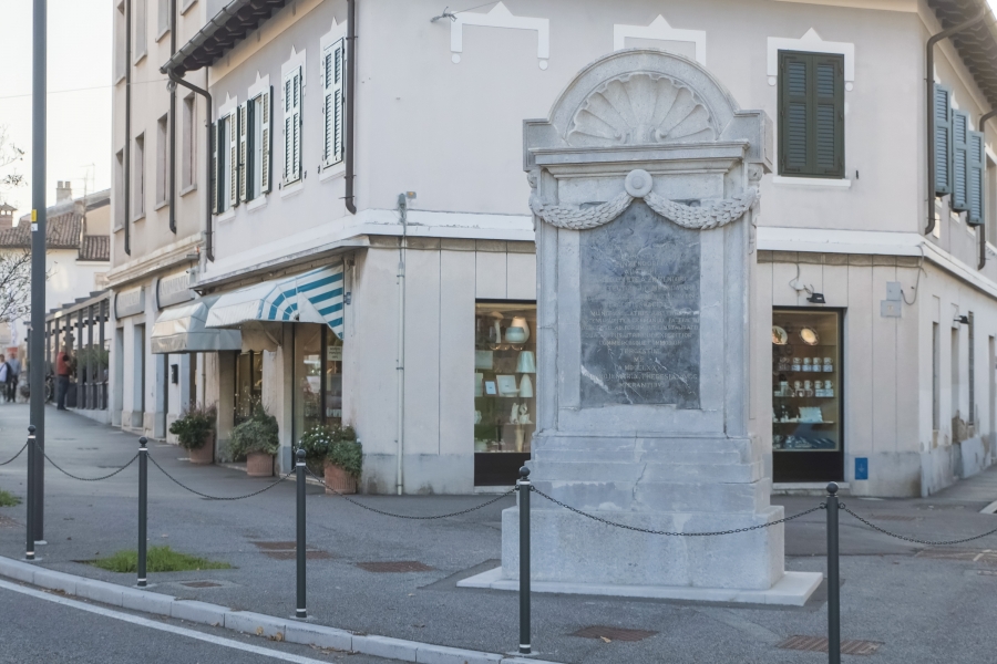 Stele di Zinderdorf. courtesy ph triestemetro.eu