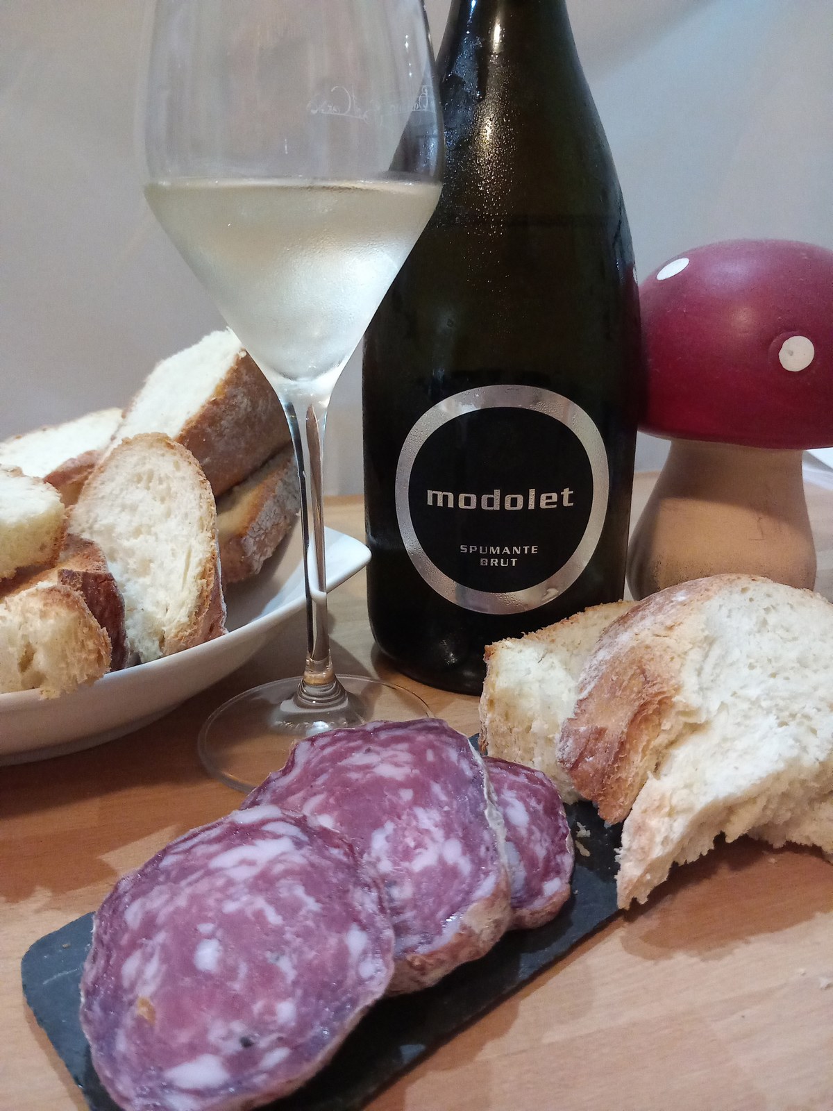 modolet abbinato con il salame