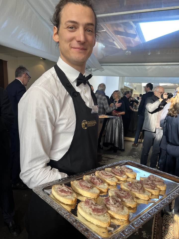 brovada e musetto serviti sempre con sorrisi e gentilezza 