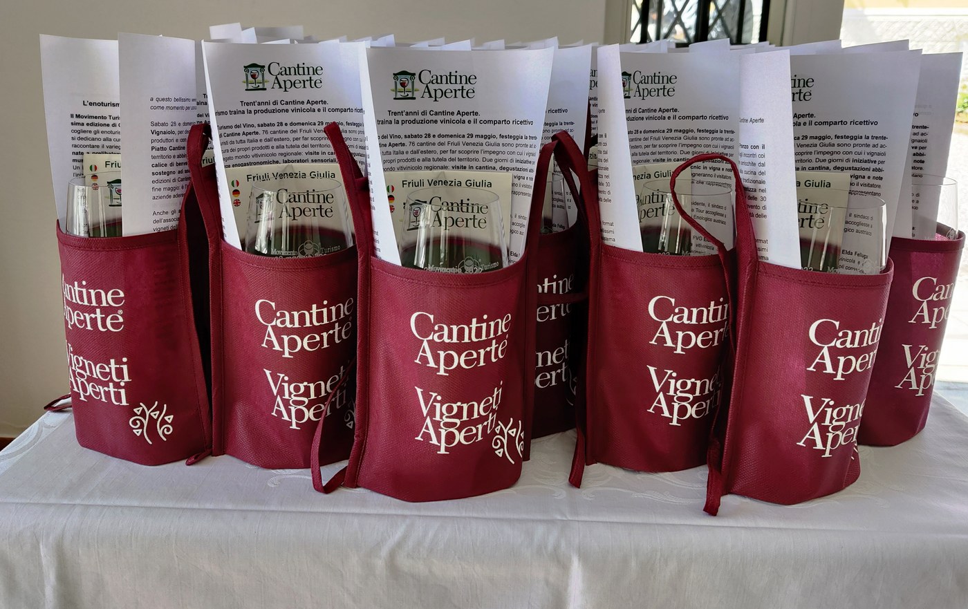 Cantine Aperte le sacche del kit